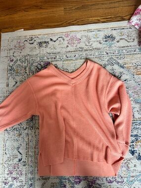 aerie Coral V-Neck Lightweight Knit Top